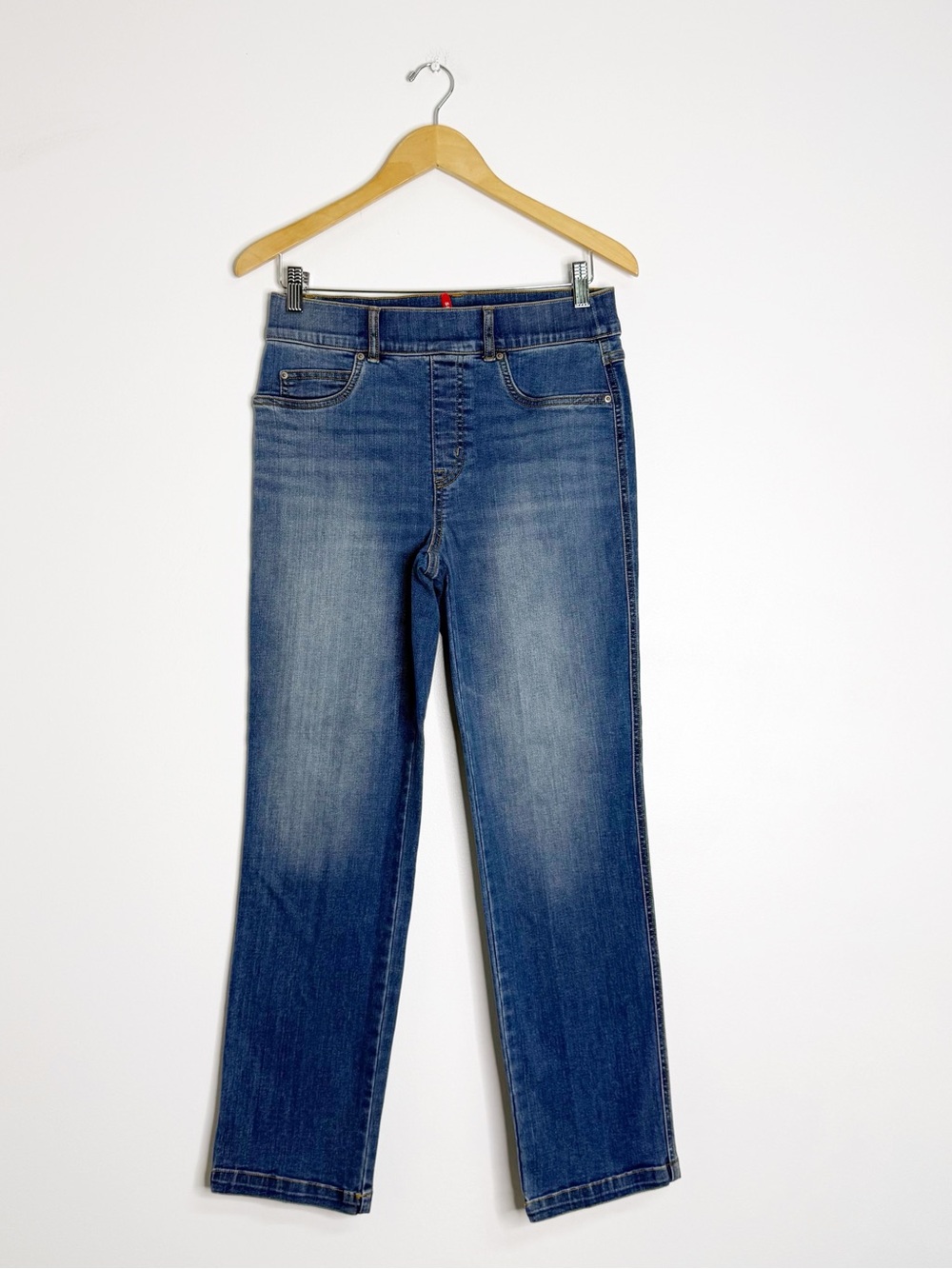 SPANX Indigo Blue Straight Leg Pull-On Jeans Size Medium